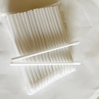 50pcs New Disposable Cosmetic Lip Brushes Lipstick Lip Glossy Wands Pen Cleaner Applicator Eyeshadow Gloss Makeup Brushes Tools