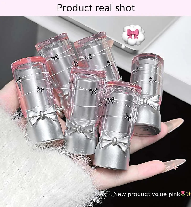 Cappuvini Sweet and Cool Bow Thermochromic Lipstick is a moisturizing and hydrating lip balm that reduces lip lines and changes