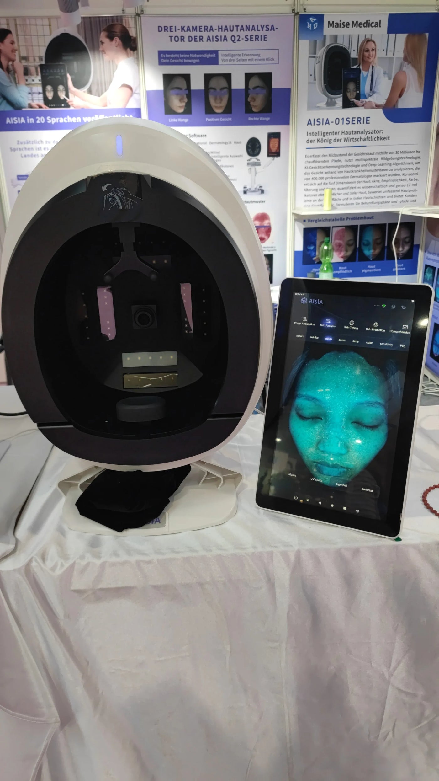 15.6 inch New 3D Facial Skin Analyzer Machine Skin Analyzer Facial Machine 8 Light Spectrum Skin Analysis Scanner