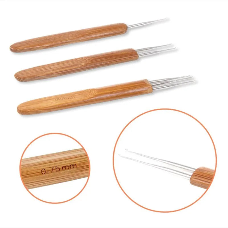1pcs Wooden Crochet Dreadlocks Braid Needle Feather Wig Hook Needles Threader Knitting Hair Crochet Needles Hair Extension Tools
