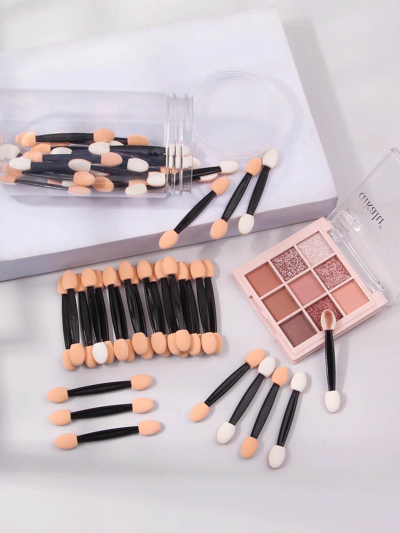 50pcs Disposable Eyeshadow Brush Set,Disposable eye shadow stick brush double-headed sponge eye shadow stick