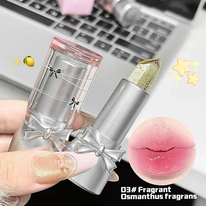 Cappuvini Sweet and Cool Bow Thermochromic Lipstick is a moisturizing and hydrating lip balm that reduces lip lines and changes