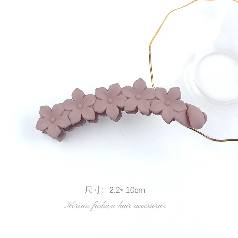 Fashion Pink Flower Banana Hair Clips Simple Non-Slip Frosted Hair Claws for Women Girls Bath Ponytail Hairpins Barrettes Coffee