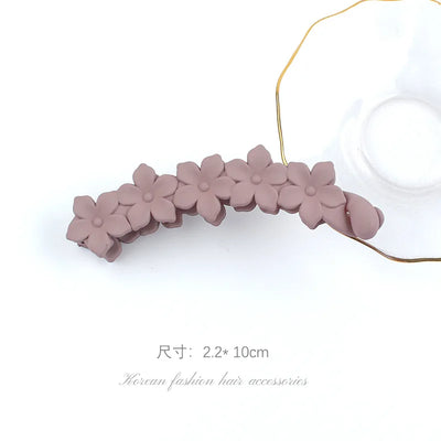 Fashion Pink Flower Banana Hair Clips Simple Non-Slip Frosted Hair Claws for Women Girls Bath Ponytail Hairpins Barrettes Coffee