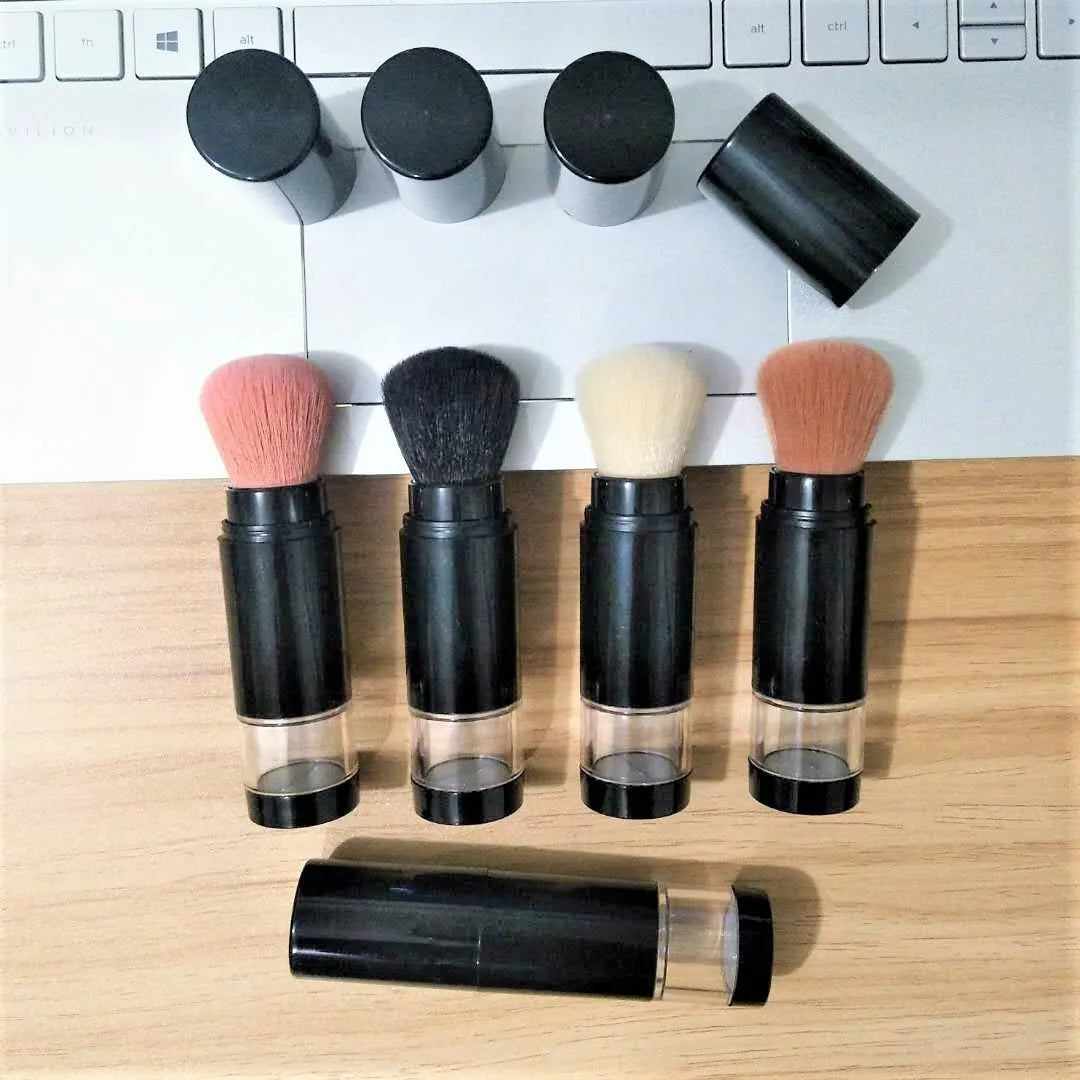 2 in 1 Foundation Brush Makeup Brush Empty Travel Blush with Refillable Loose Powder Bottle Jar Makeup Beauty Tools