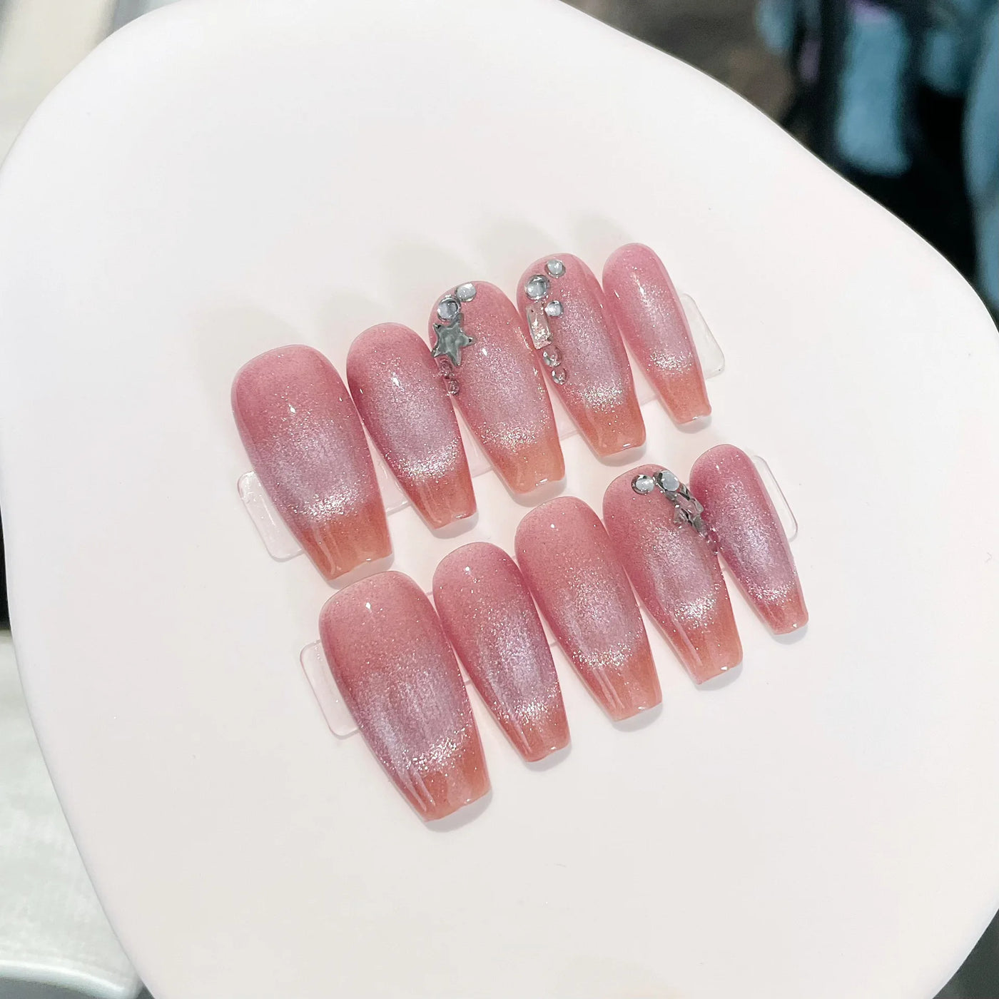 Handmade Fake Nails Short Round Head Flower Designed Press on Nails Pink Wearable False Nails Tips for Women Girls DIY Manicure